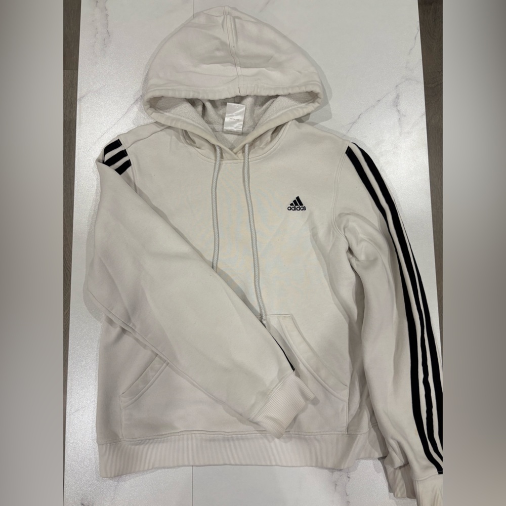 🌟2/$20🌟 Adidas Cream Hoodie with Subtle Logo